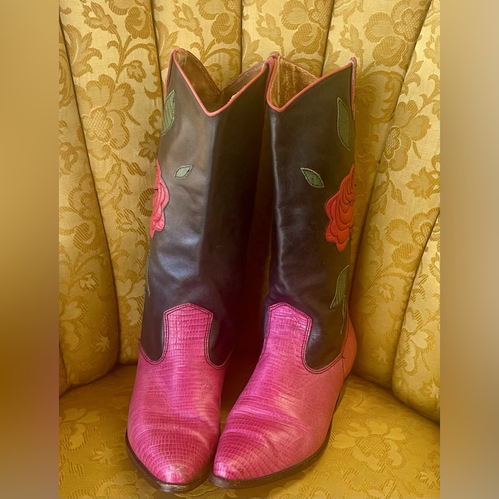 Vintage Nine West Leather Red Flower Cowboy Boots